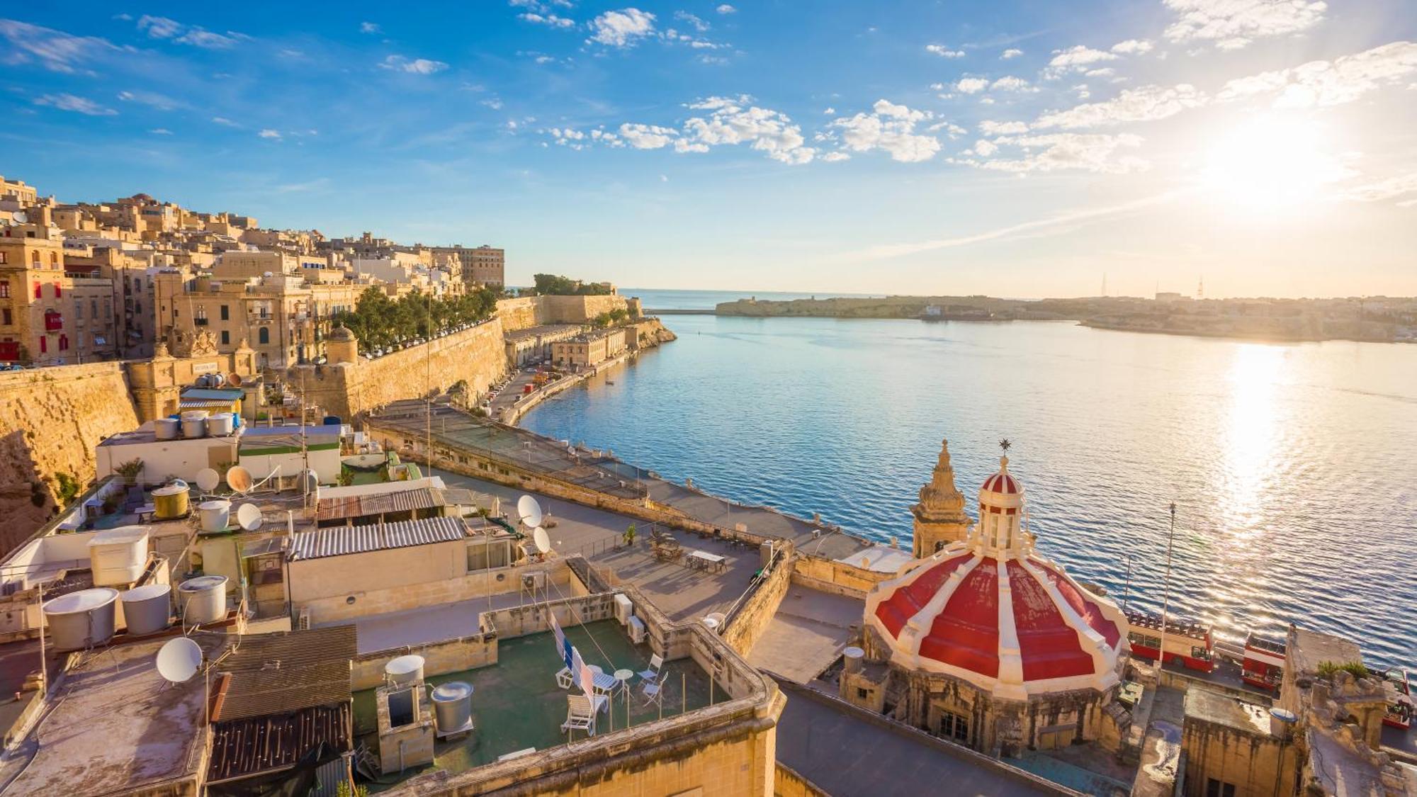 Central & Cozy - 1 Bedroom Apartment Valletta Bagian luar foto
